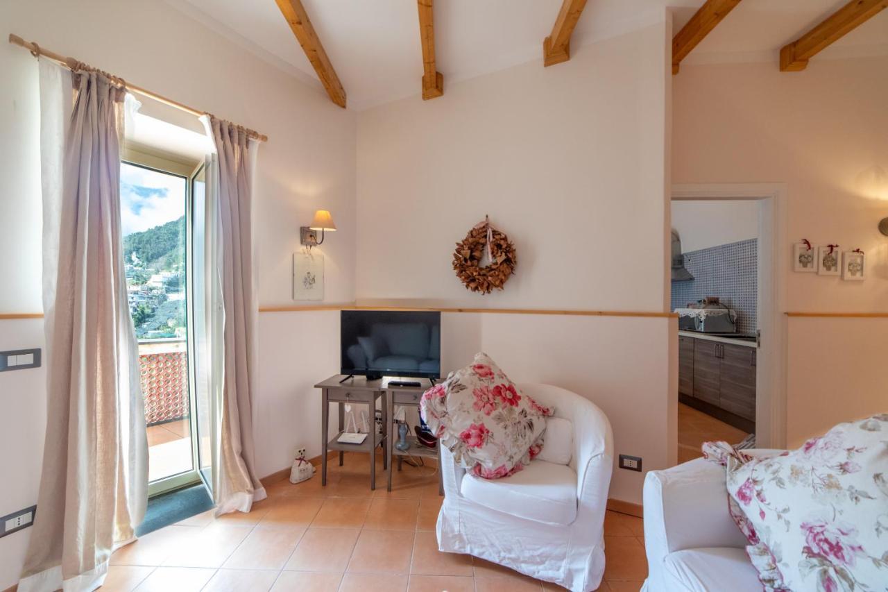 Amalfi Coast Donna Carmela Apartment Скала Екстер'єр фото