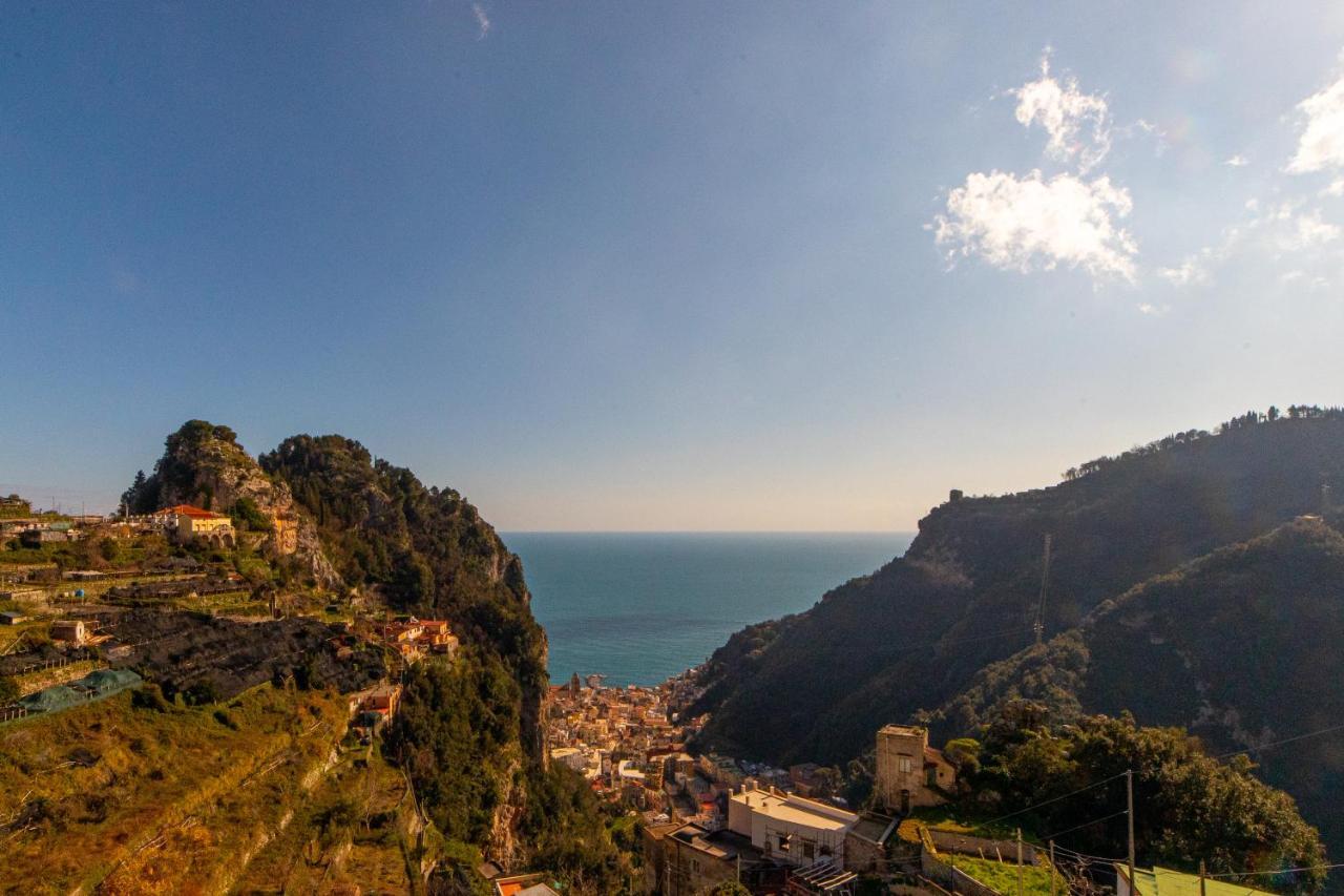 Amalfi Coast Donna Carmela Apartment Скала Екстер'єр фото