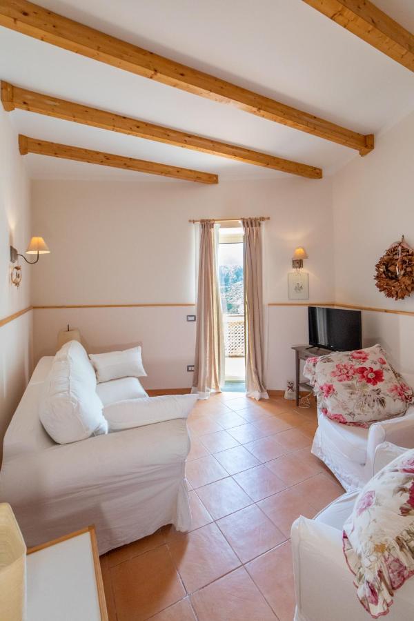 Amalfi Coast Donna Carmela Apartment Скала Екстер'єр фото