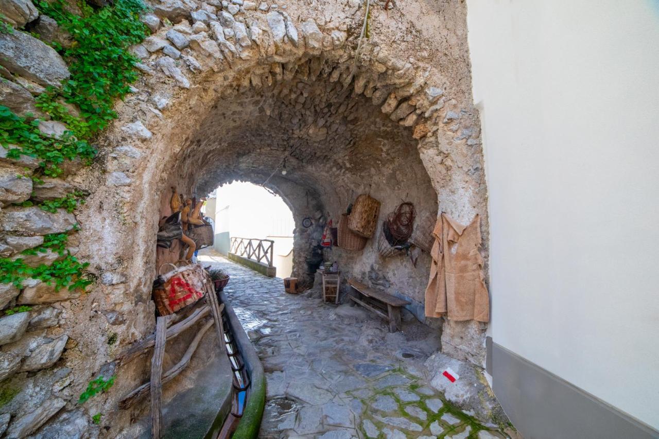 Amalfi Coast Donna Carmela Apartment Скала Екстер'єр фото